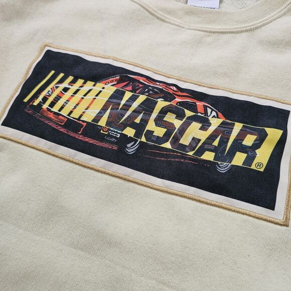 NASCAR Sweatshirt Daytona 500 Racing Men's Large Embroidered Pullover Back Hit - Picture 6 of 7